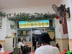 门面-春艳砂锅居(新玛特店)