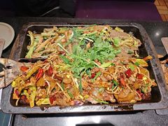 -俏巴妹烤鱼香锅(奥体店)
