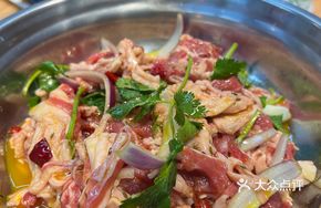 Qiqi Meat in Pot