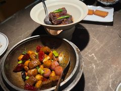 -新荣记(BFC外滩金融中心店)