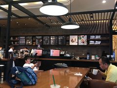 -星巴克臻选(成都环球乐天店)