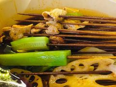 -拈签一笑黄牛肉辣卤串串