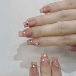 -悦指间美甲美睫