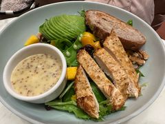 牛油果鸡肉沙拉-Cafe Mersey默西咖啡(平江店)