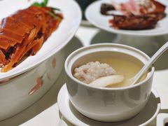 清炖手工狮子头-四季民福烤鸭店(外滩外白渡桥店)