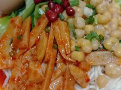 -魔都三兄弟酸辣粉·蘸卤炸串(虹桥万科店)