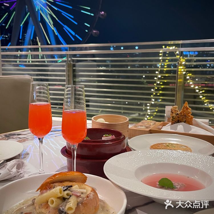 Omg 快来吃发财牛排啦！在深圳摩天轮下💕