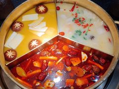 奔驰锅-湊湊火锅·茶憩(上海合生汇店)