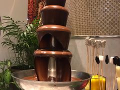 巧克力喷泉-杭州钱江新城万怡酒店-西餐厅