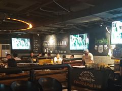 -麦凯伦烧烤·精酿超级工厂店(金桥总店)