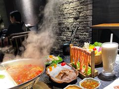 -湊湊火锅·茶憩(新中关购物中心店)