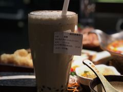 大红袍珍珠奶茶-湊湊火锅·茶憩(杭州湖滨银泰in77店)