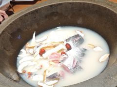 -咕嘟草帽鱼·牛奶一样的鲜鱼汤(包河万达广场创始店)