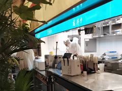 -桂满陇·蟹黄小笼汤包(中山公园店)