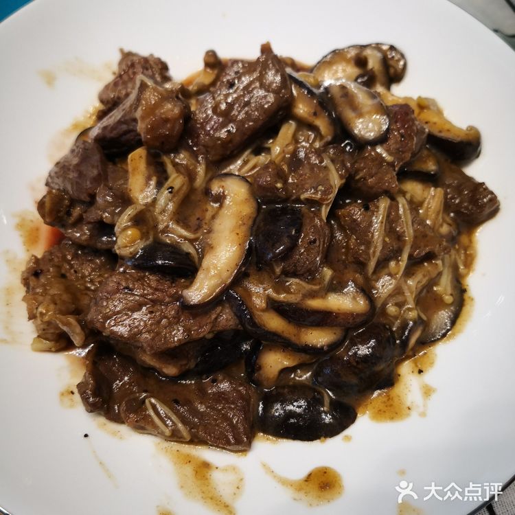 一学就会的黑胡椒香菇炒牛肉