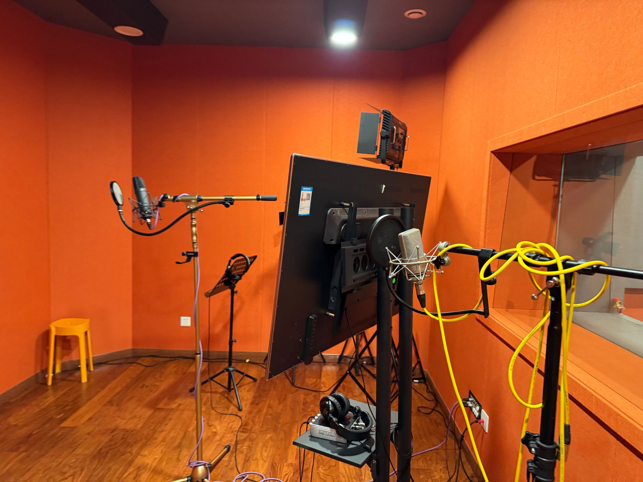 录音棚里的旋律故事