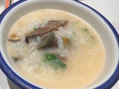 -粤港湾砂锅粥·宵夜(宝龙店)