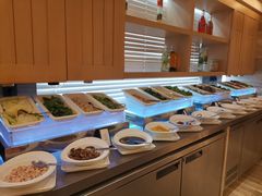 自助取餐区-北京王府井希尔顿酒店·万斯阁西餐厅