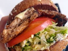 -The Habit Burger Grill 哈比特汉堡(复兴soho店)