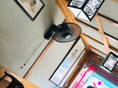 -街头顶黄记馄饨王(中山中路店)