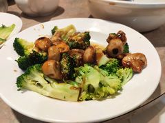 -Mandarin Ogilvie Restaurant