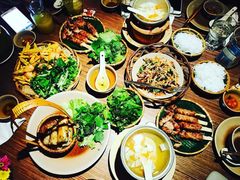 -Cau Go Vietnamese Cuisine