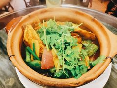 砂锅鱼头煲-紫金食坊(江南西路店)