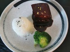 香溢东坡肉-柒园·三十年创意杭帮菜(龙湖滨江天街店)