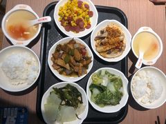 -上海外国语大学（松江校区）食堂