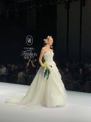 -Renee芮亦婚纱