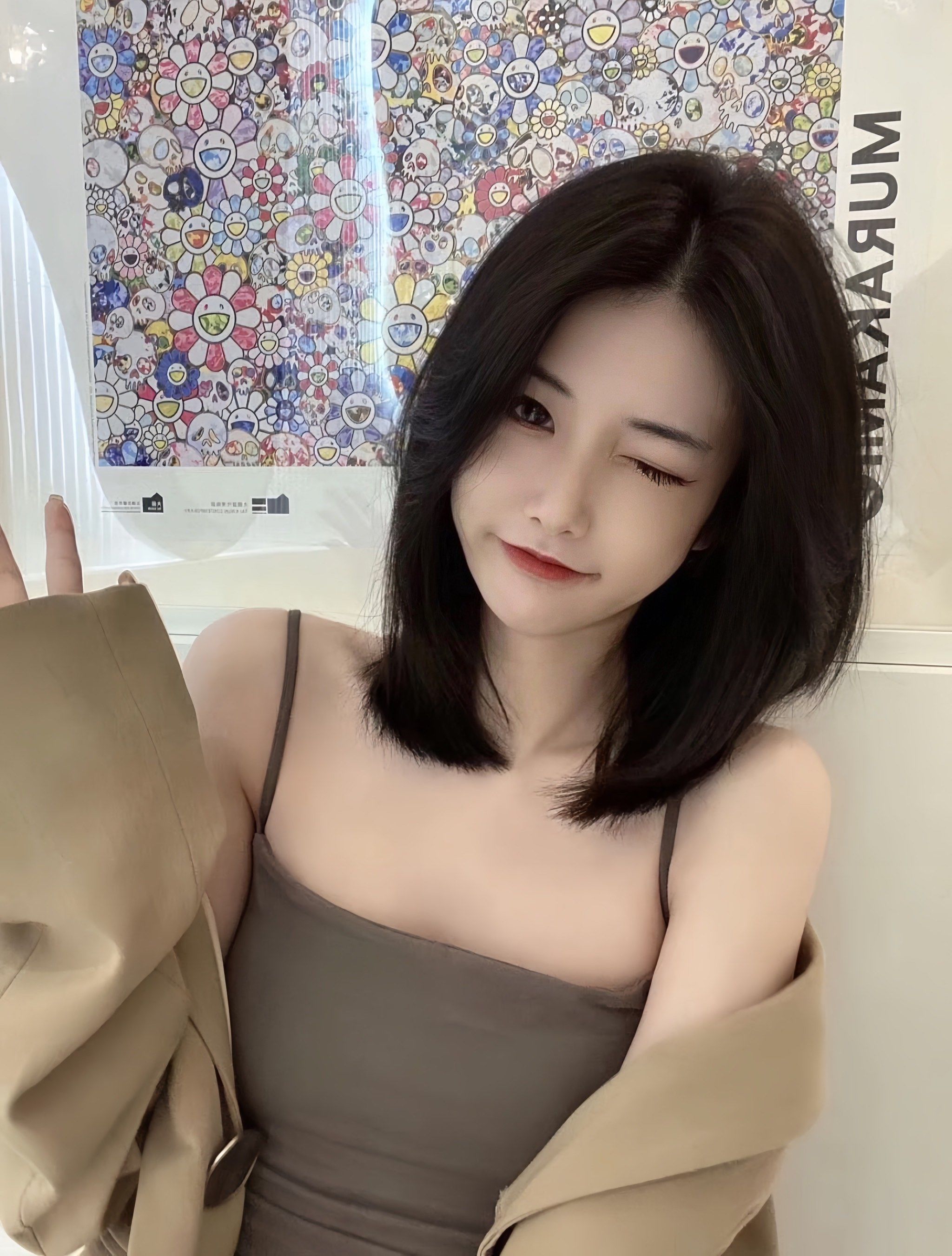 发型设计\\n今锁骨发最耐看又简约高级的发型款可以火到明年的中发