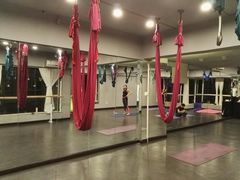 -舞佳舞空中瑜伽馆