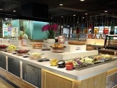 自助取餐区-瑞伯克牛排自助餐厅天一广场店