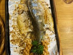 -老东镇啤酒屋海鲜加工·蒸汽海鲜·海鲜烧烤(台东店)