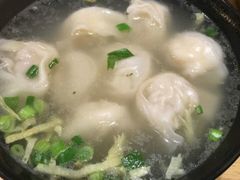 -百年尹氏汤包(环球美食荟店)