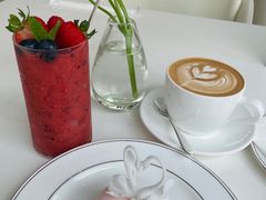 -罗红摄影艺术馆