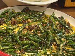 -有红鸡毛店·川菜(建设路店)