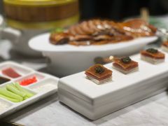 金牌鱼子酱配烤鸭-北平盛世·新京菜·北京烤鸭(劲松·双井店)