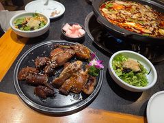 -小饕荟雅安贡椒鱼鲜馆(广福桥店)