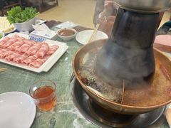 -楼外楼大刀肉传统火锅(西安大路店)