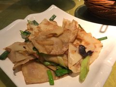 腊味炒豆丝-董厨煨汤馆(车站路店)
