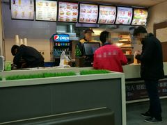 -华莱士·全鸡汉堡(沙井车站店)