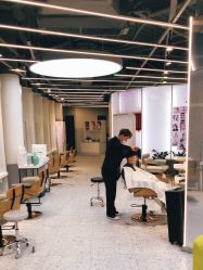 -PE SALON 