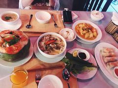 -Lanterns Vietnamese Restaurant