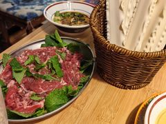 -洱火云南酸菜牛肉火锅(石景山当代商城店)