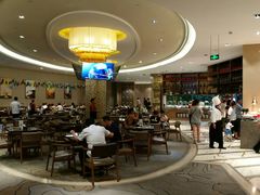 大堂-泰山宝盛大酒店·八珍轩自助餐