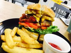 -HELLO 27 意面·沙拉·帕尼尼