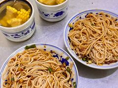 -高师傅特色米粉汤包(建设路店)