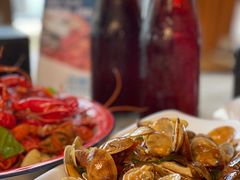 -沪小胖小龙虾(淮海中路旗舰店)