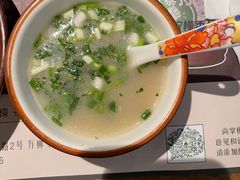 -尚尚仙·酸汤猪手·猪肚鸡火锅(华联万柳购物中心店)